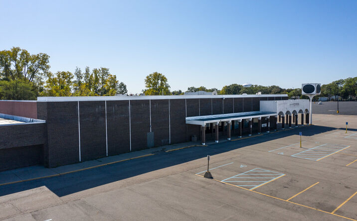 Pictures of Retail property located at 3025-3039 East Michigan Avenue, Jackson, MI 49202 for lease - image #1