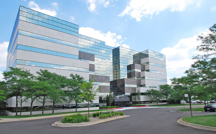 Pictures of Office property located at 800 Tower Drive, Troy, MI 48098 for lease - image #1