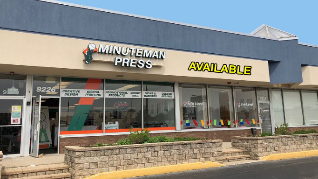 9156 9240 West 159th Street Orland Park Il 60462 Retail Space For Lease Park Hill Plaza