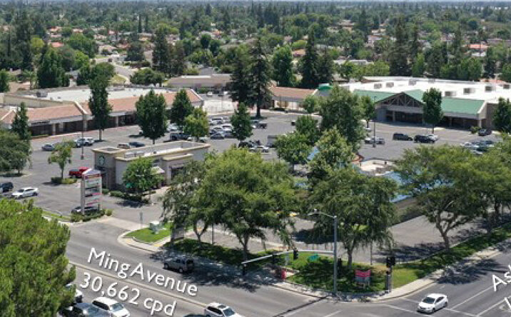 Pictures of Retail property located at 6465 Ming Ave, Bakersfield, CA 93309 for lease - image #1