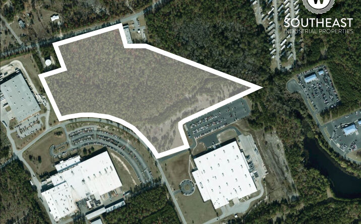 Pictures of Land property located at 375 Metropolitan Drive, West Columbia, SC 29170 for lease - image #1