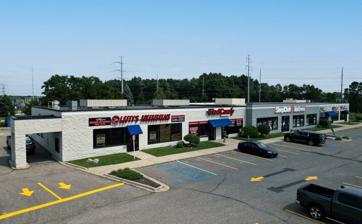 Pictures of Retail, Restaurant property located at 4173 E Grand River Ave, Howell, MI 48843 for lease - image #1
