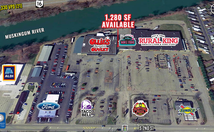 Pictures of Retail property located at 779 S 2nd St, Coshocton, OH 43812 for lease - image #1