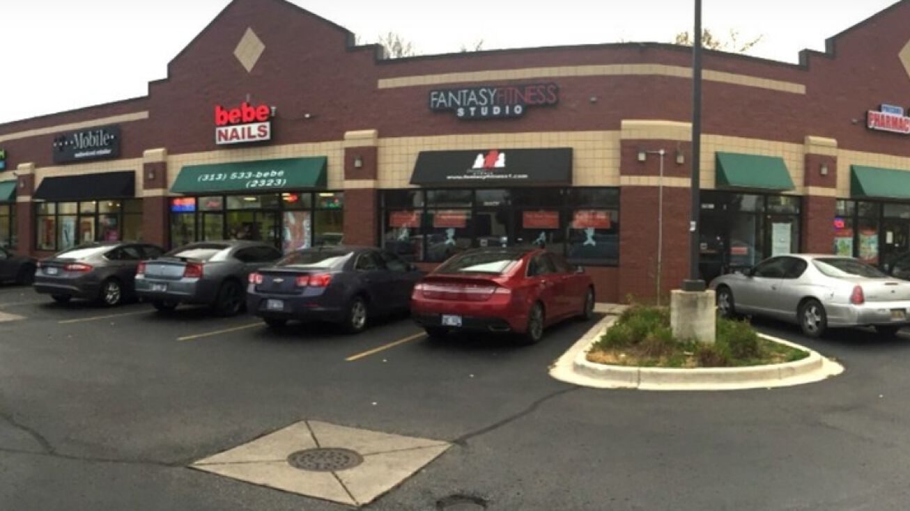 2502525047 Grand River Avenue, Redford, MI 48240