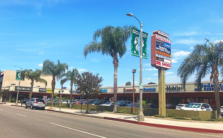 Pictures of Retail, Restaurant property located at 18955 - 18973 Ventura Blvd, Los Angeles, CA 91356 for lease - image #1