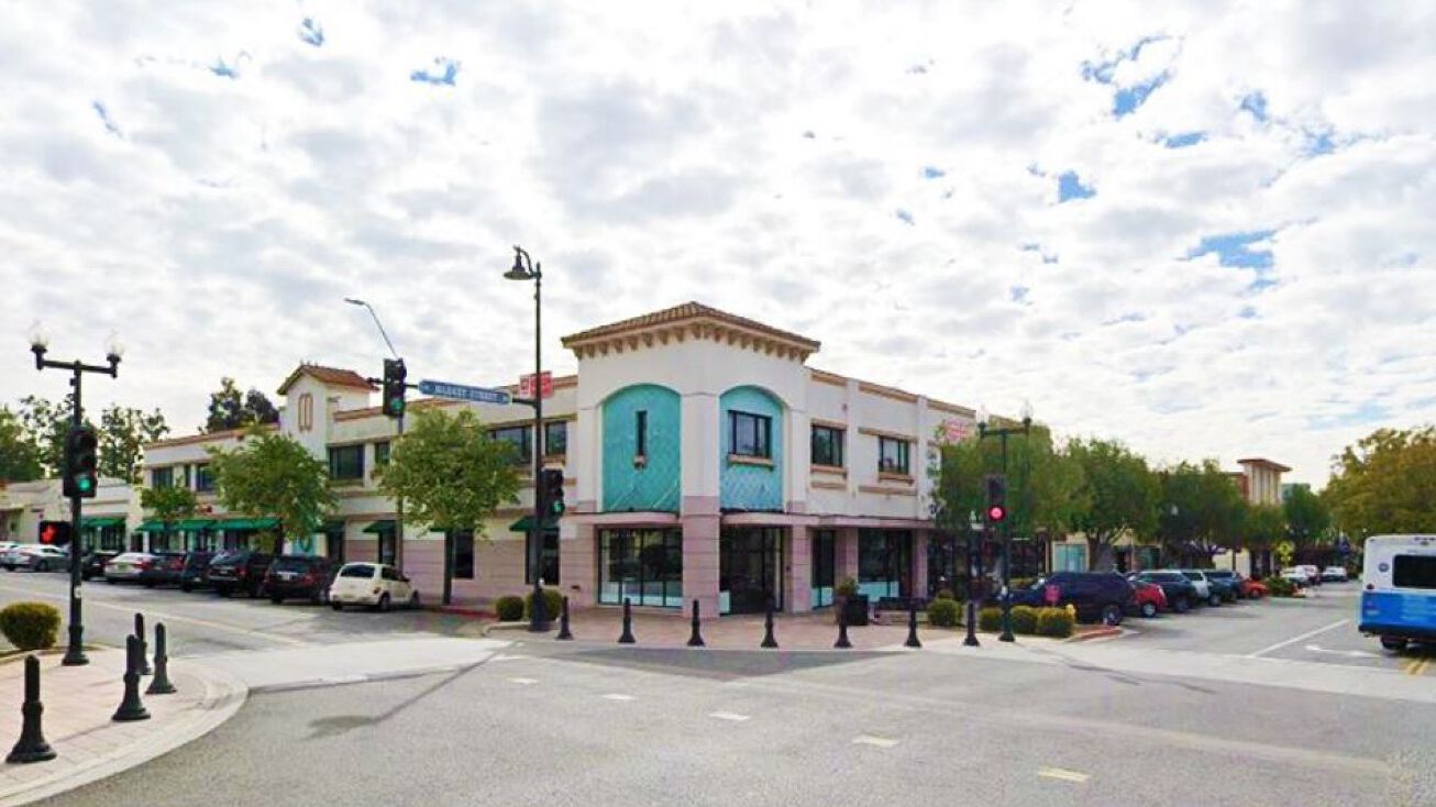 100112 S. Market Street, Inglewood, CA 90301 Retail Space for Lease