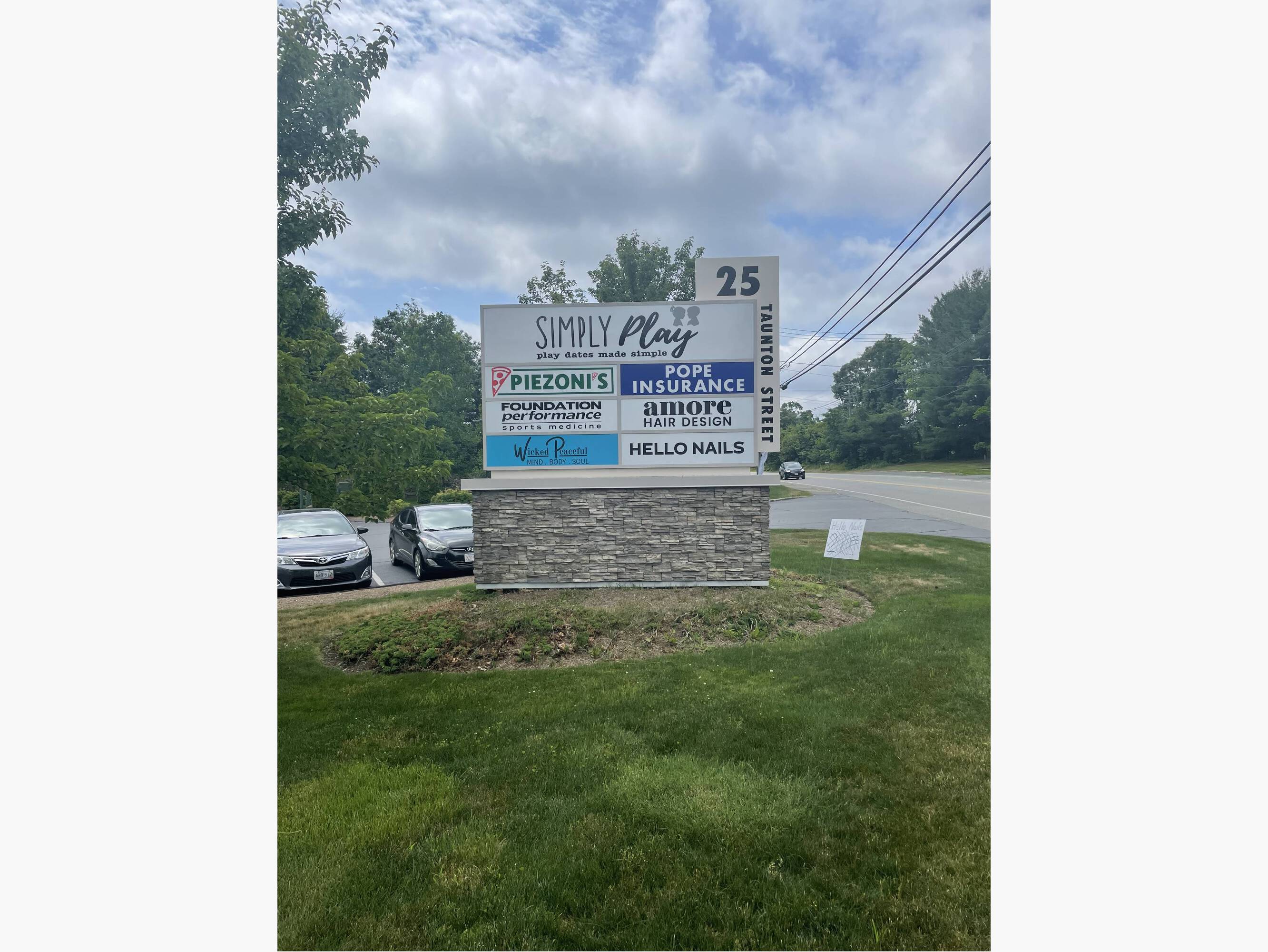 25 Taunton Street, Plainville, MA 02762