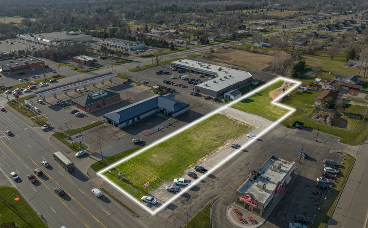 Pictures of Land property located at 4474 Corunna Rd, Flint, MI 48532 for lease - image #1