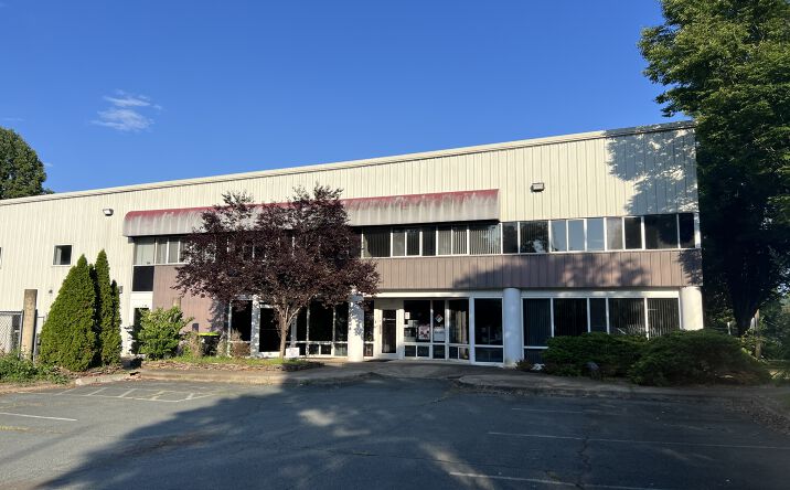 Pictures of Office property located at 1215 E. Market Street, Charlottesville, VA 22902 for lease - image #1