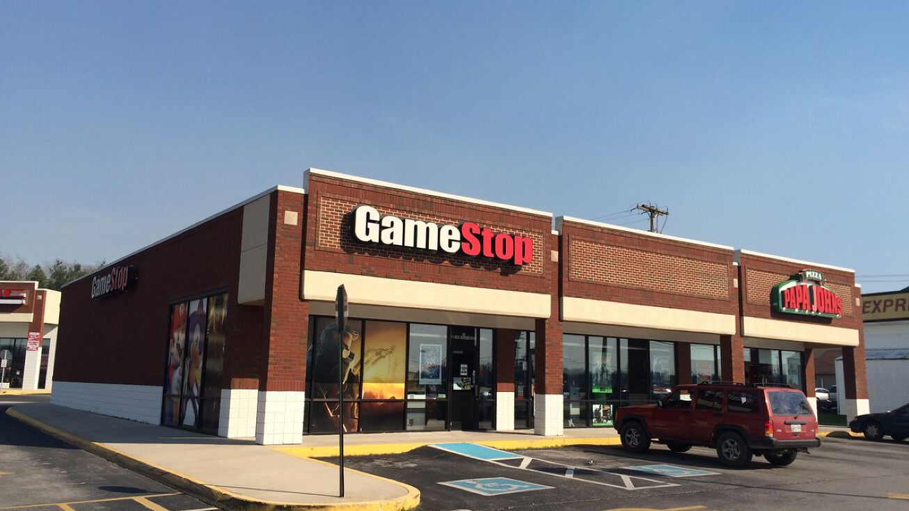 The Crossings Shopping Center on N. Main Street (US Hwy 127