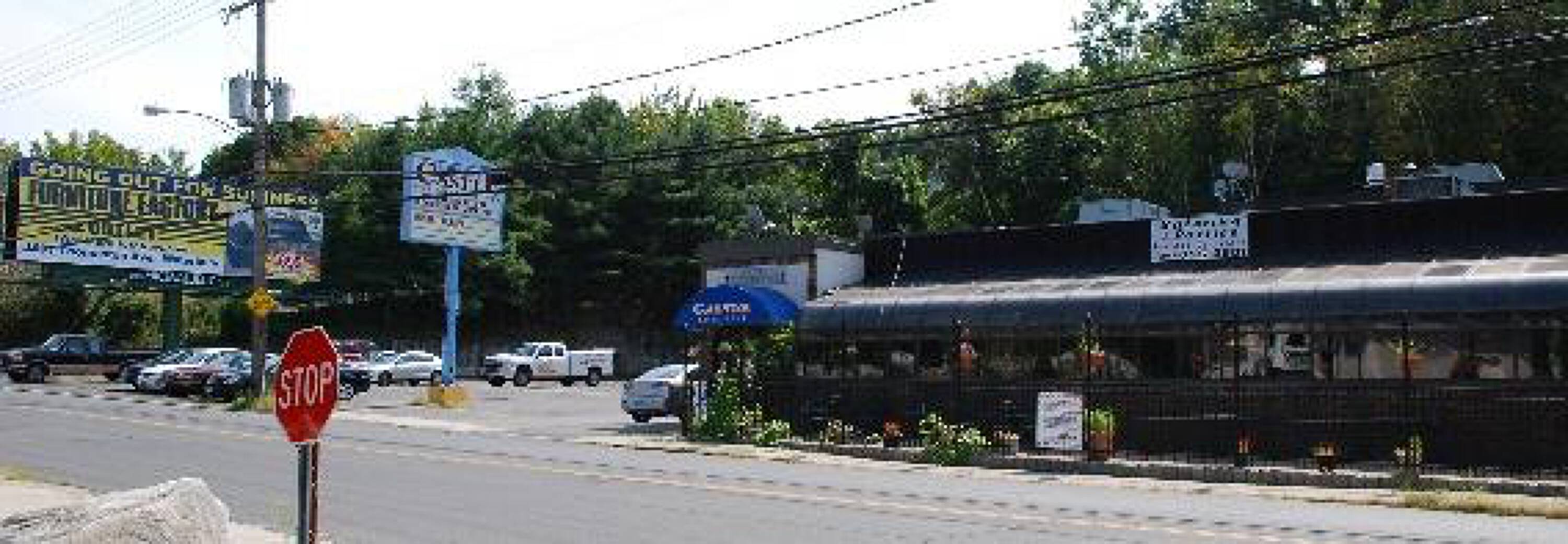 145 Chase Ave, Waterbury, CT 06704