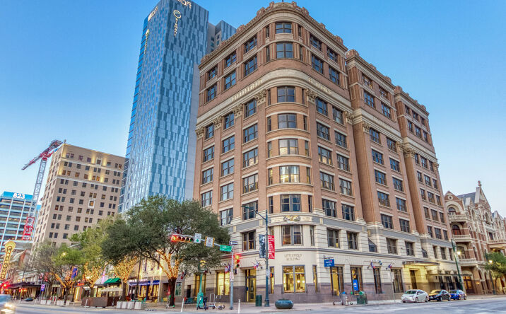 Pictures of Office, Restaurant property located at 601 Congress Ave, Austin, TX 78701 for lease - image #1