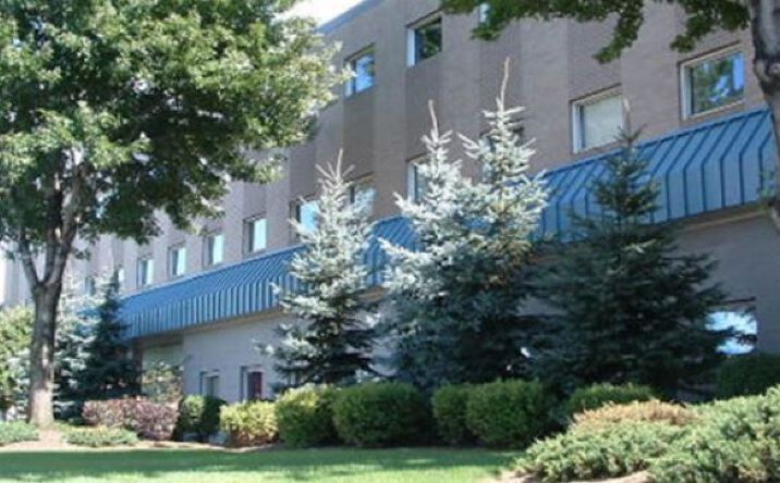 Pictures of Office property located at 35104 Euclid Ave, Willoughby, OH 44094 for lease - image #1