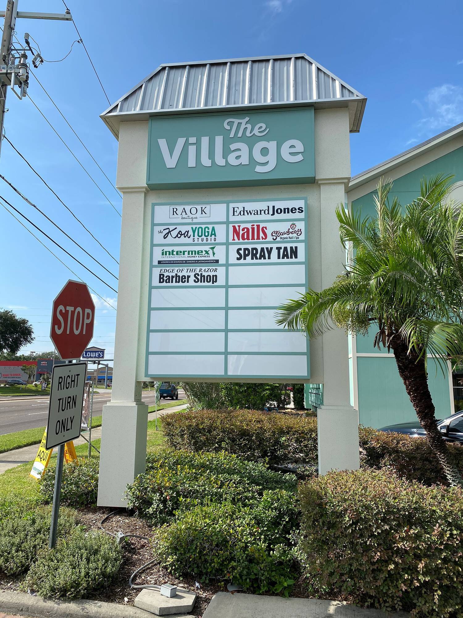 2804 James L Redman Pkwy, Plant City, FL 33566