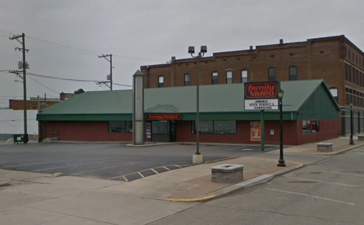 Pictures of Retail property located at 53 E Market St, Wabash, IN 46992 for lease - image #1