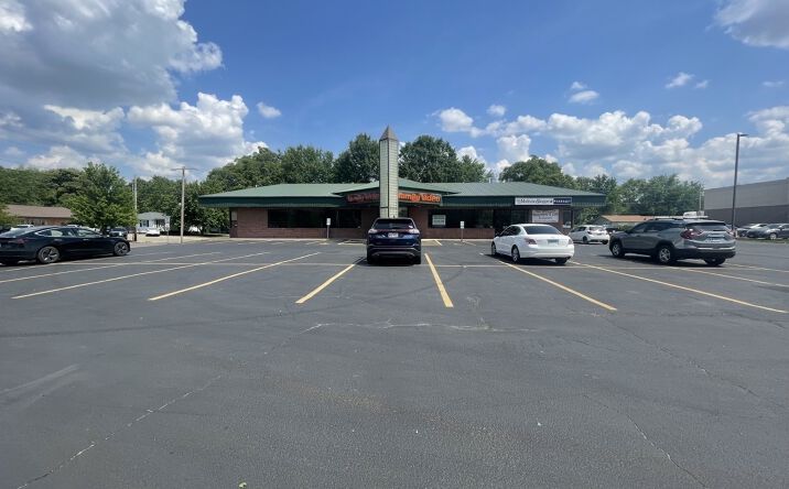 Pictures of Retail property located at 156 W Morton Ave, Jacksonville, IL 62650 for lease - image #1