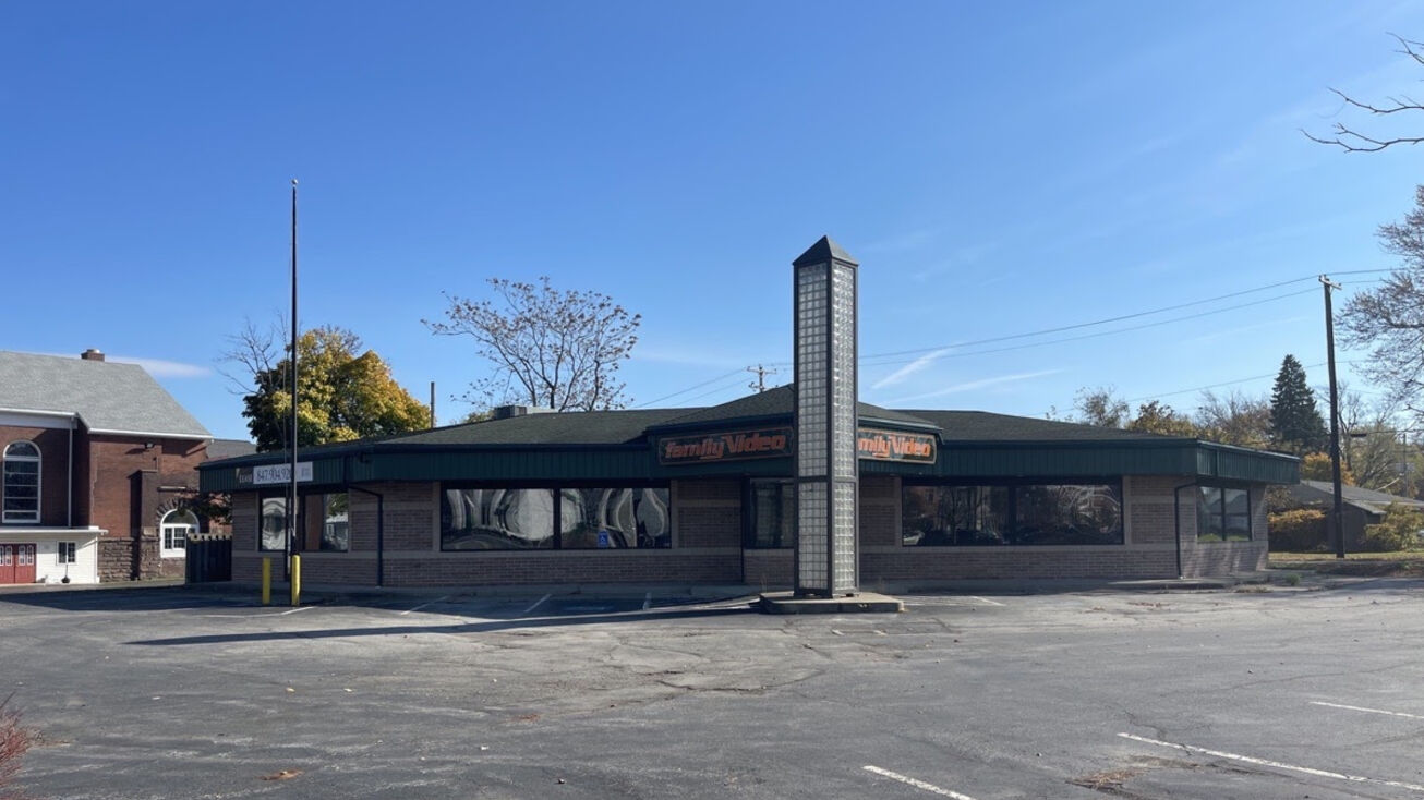 76 East Ave, Lockport, NY 14094 Retail Space for Lease