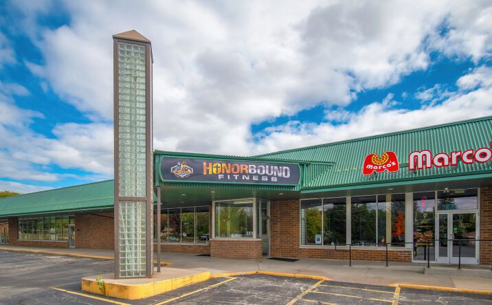 Pictures of Retail property located at 2271 True Lane, Ashwaubenon, WI 54304 for lease - image #1