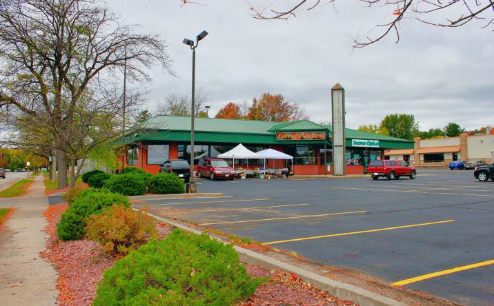 Pictures of Retail property located at 316 Division St, Stevens Point, WI 54481 for lease - image #1