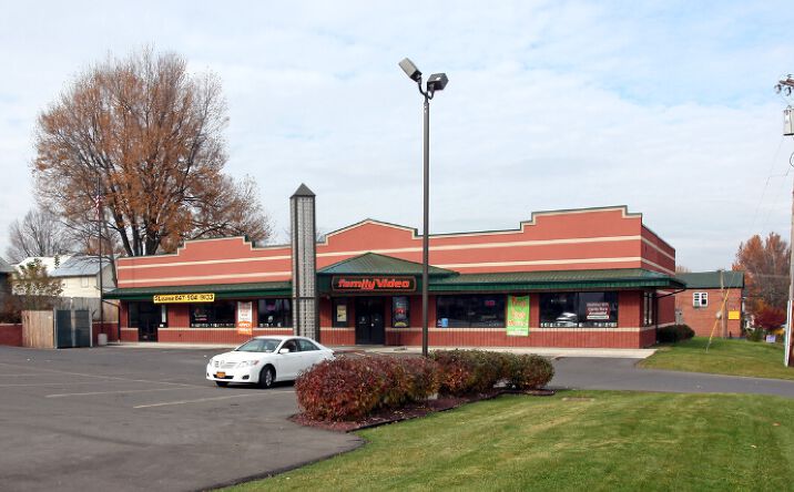 Pictures of Retail property located at 104 W Broadway, Fulton, NY 13069 for lease - image #1