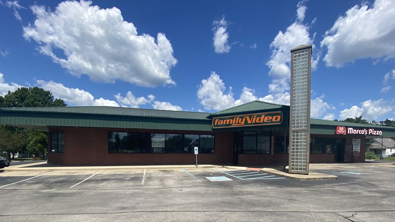 2011 Charlestown Rd, New Albany, IN 47150