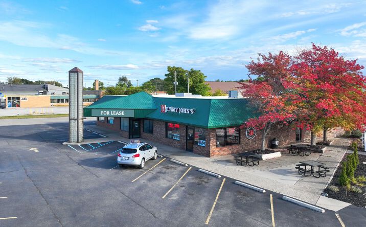Pictures of Retail property located at 5865 W. U.S. 10, Ludington, MI 49431 for lease - image #1