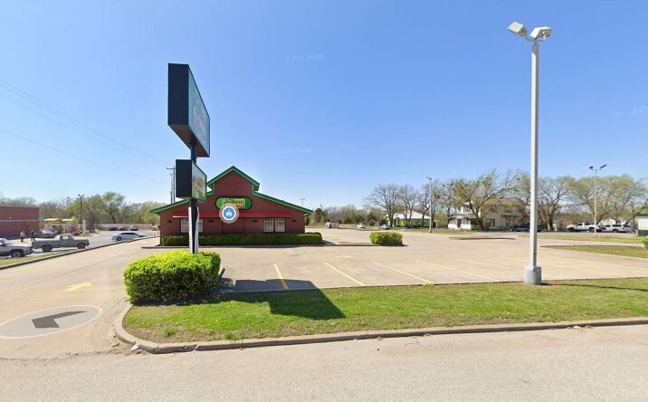 Pictures of Retail property located at 400 S Wood Dr, Okmulgee, OK 74447 for lease - image #1