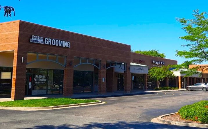 Pictures of Retail property located at 11927 W 143rd St, Orland Park, IL 60467 for lease - image #1