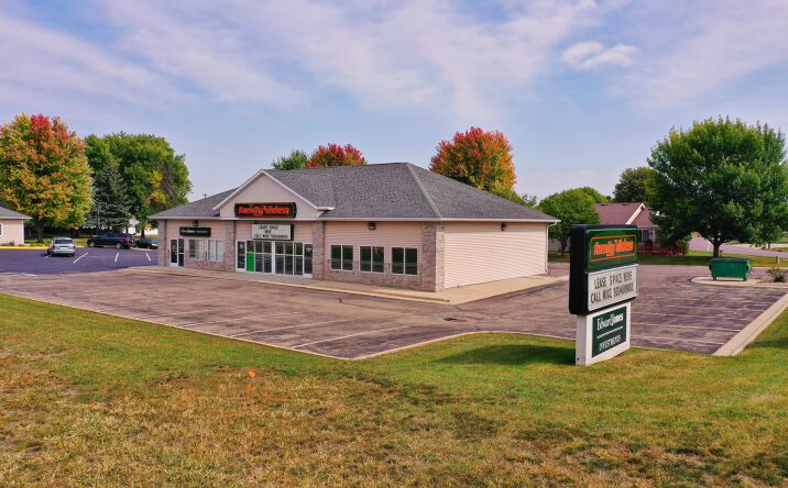 Pictures of Retail property located at 1101 2nd St NE, Waseca, MN 56093 for lease - image #1