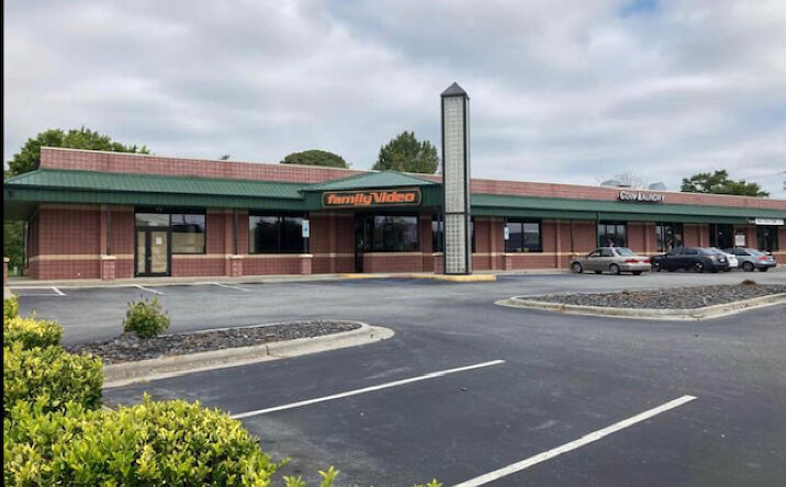 Pictures of Retail property located at 980 S Main St, Lexington, NC 27292 for lease - image #1