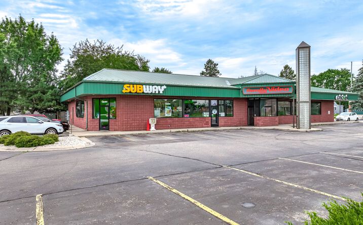 Pictures of Retail property located at 1402 Liberty Ave, Beloit, WI 53511 for lease - image #1