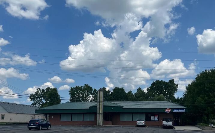 Pictures of Retail property located at 34420 Eight Mile Rd, Farmington Hills, MI 48335 for lease - image #1