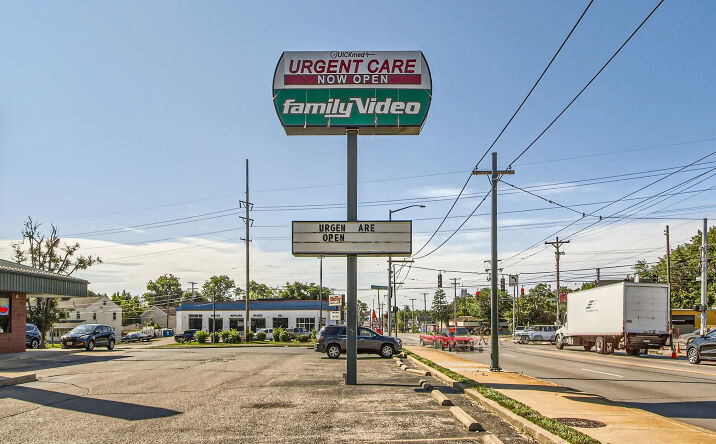Pictures of Retail property located at 3604 N Main St, Dayton, OH 45405 for lease - image #1