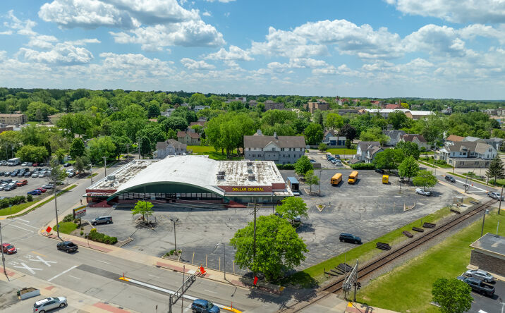 Pictures of Retail property located at 139 E Broadway St, Waukesha, WI 53186 for lease - image #1