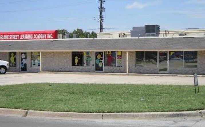 Pictures of Retail property located at 45 NE 50th, Suite B, Oklahoma City, OK 73105 for lease - image #1
