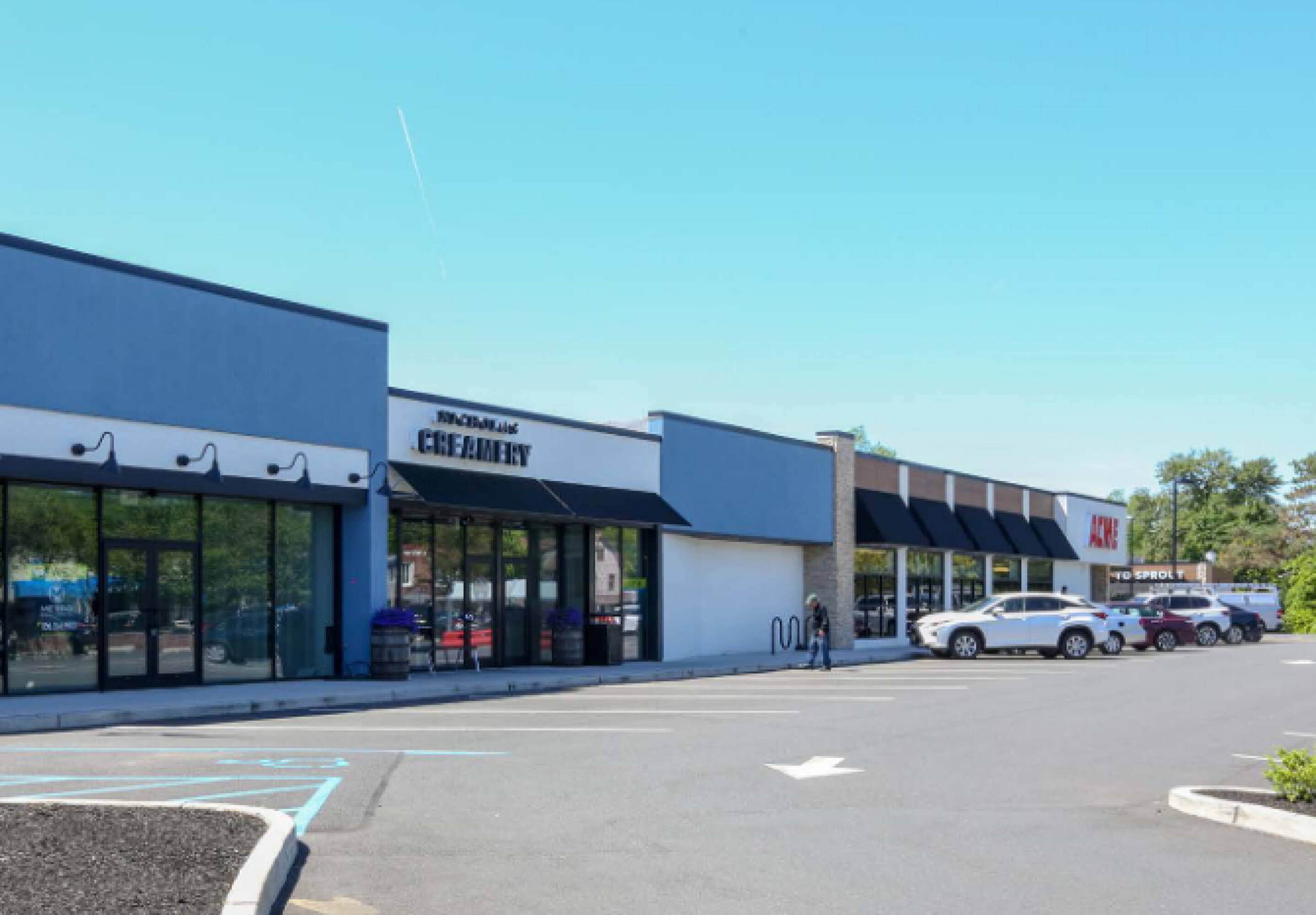 560 River Rd, Fair Haven, NJ 07704