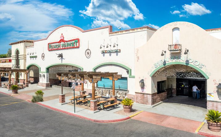 Pictures of Retail property located at 6801-6823 N W Glendale Ave, Phoenix, AZ 85021 for lease - image #1