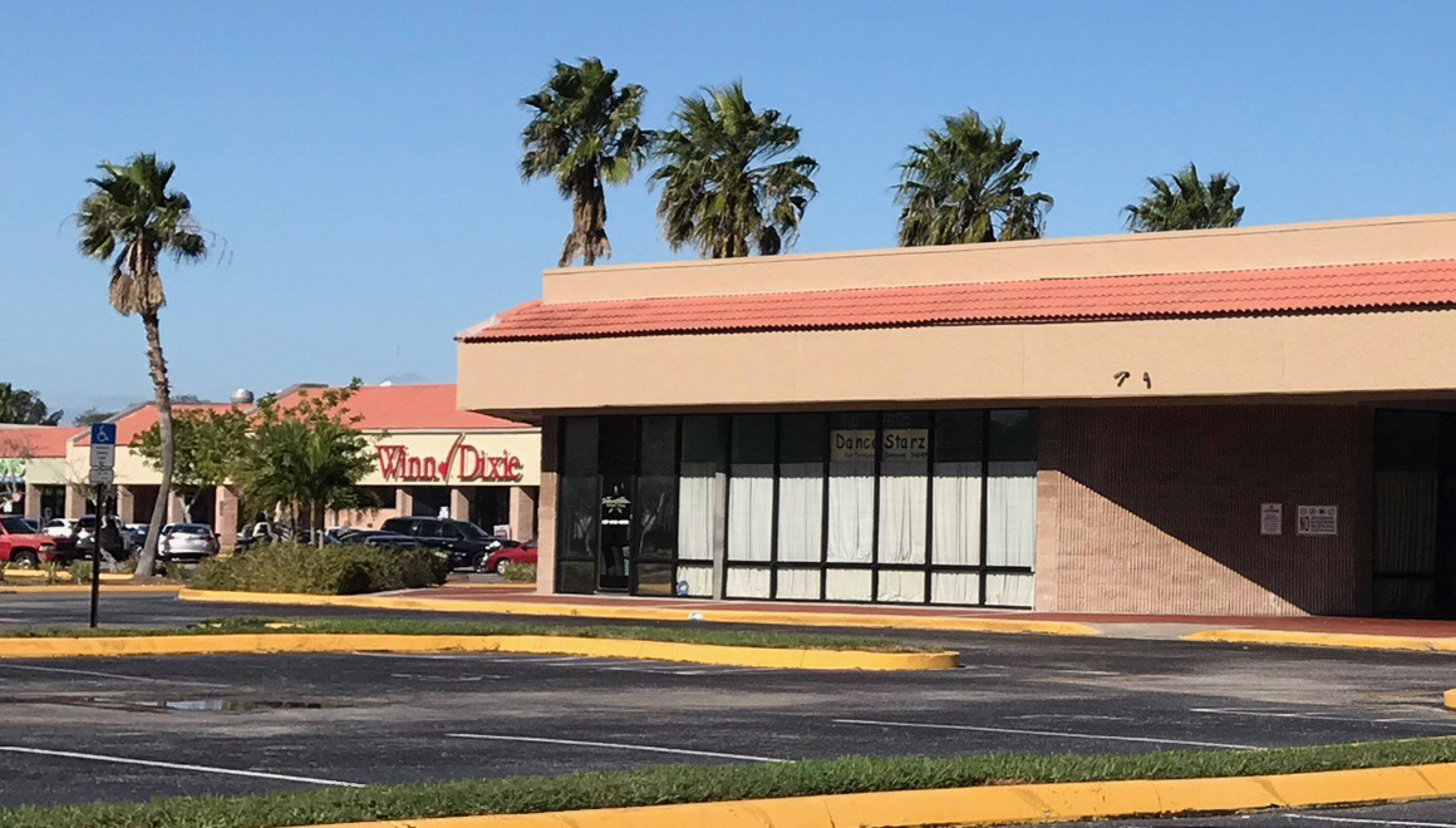 6501 102nd Ave N, Pinellas Park, FL 33782