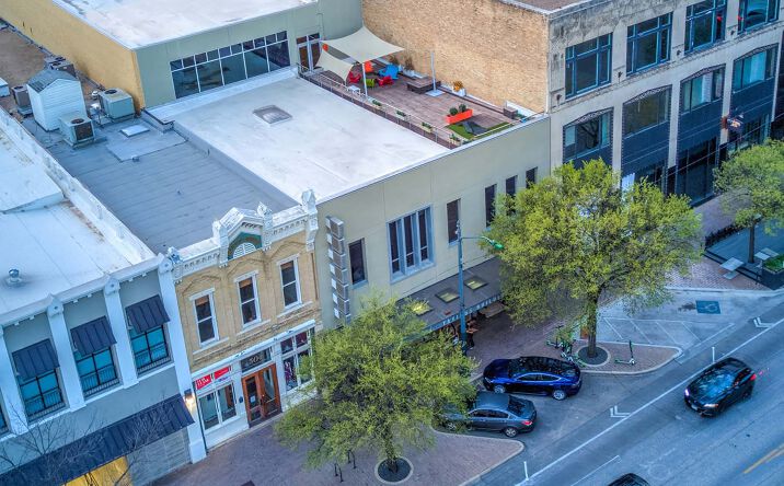 Pictures of Office property located at 506 congress avenue, Austin, TX 78701 for lease - image #1