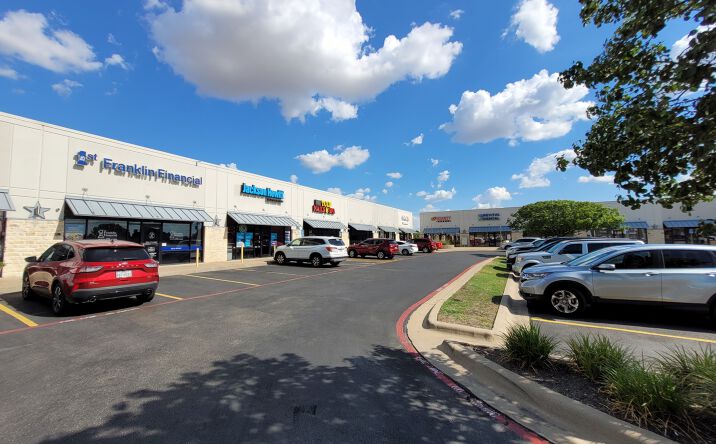 Pictures of Retail property located at 4311 S 31st St, Temple, TX 76502 for lease - image #1