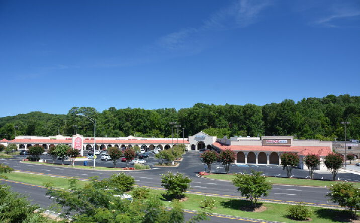Pictures of Retail property located at 1425 Montgomery Hwy, Vestavia Hills, AL 35216 for lease - image #1
