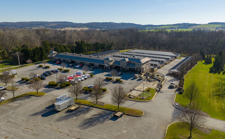 Pictures of Retail property located at 4464 Lincoln Hwy, York, PA 17406 for lease - image #1