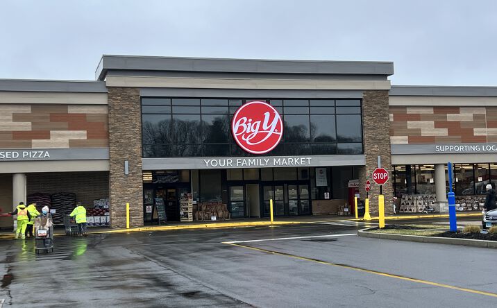 Pictures of Retail property located at 1075 W Main St, Branford, CT 06405 for lease - image #1