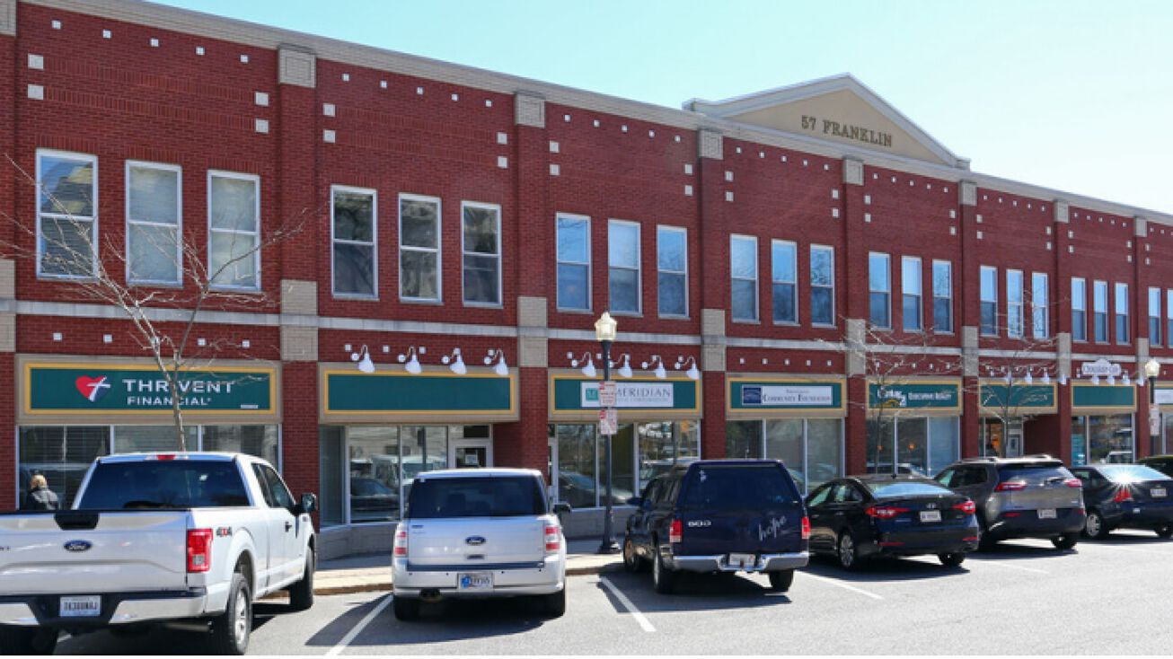 57 Franklin St, Valparaiso, IN 46383 Retail Space for Lease