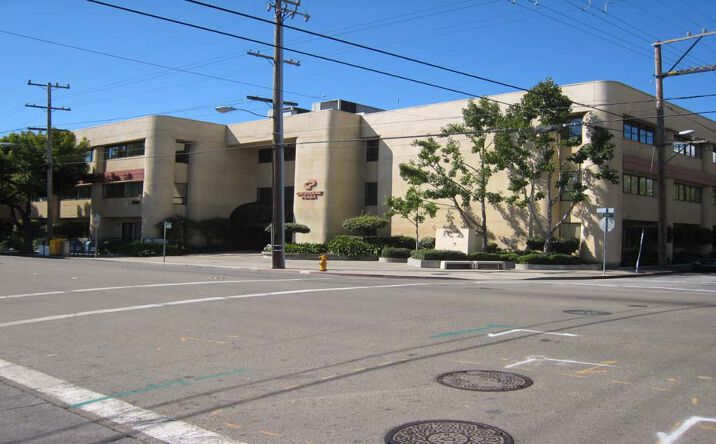 Pictures of Office property located at 1260-1290 B St Hayward CA, Hayward, CA 94541 for lease - image #1