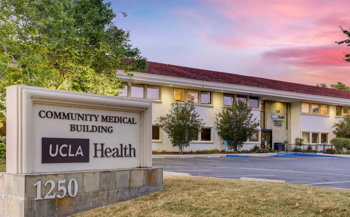 Pictures of Office property located at 1220 La Venta Dr, Westlake Village, CA 91361 for lease - image #1