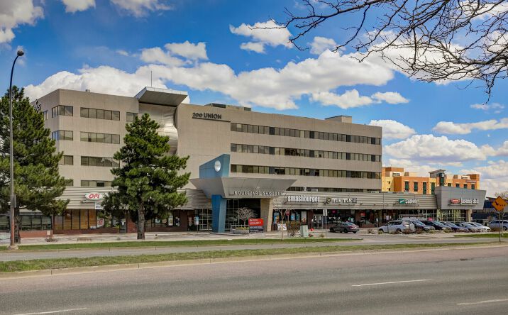 Pictures of Retail property located at 200 Union Blvd, Lakewood, CO 80228 for lease - image #1