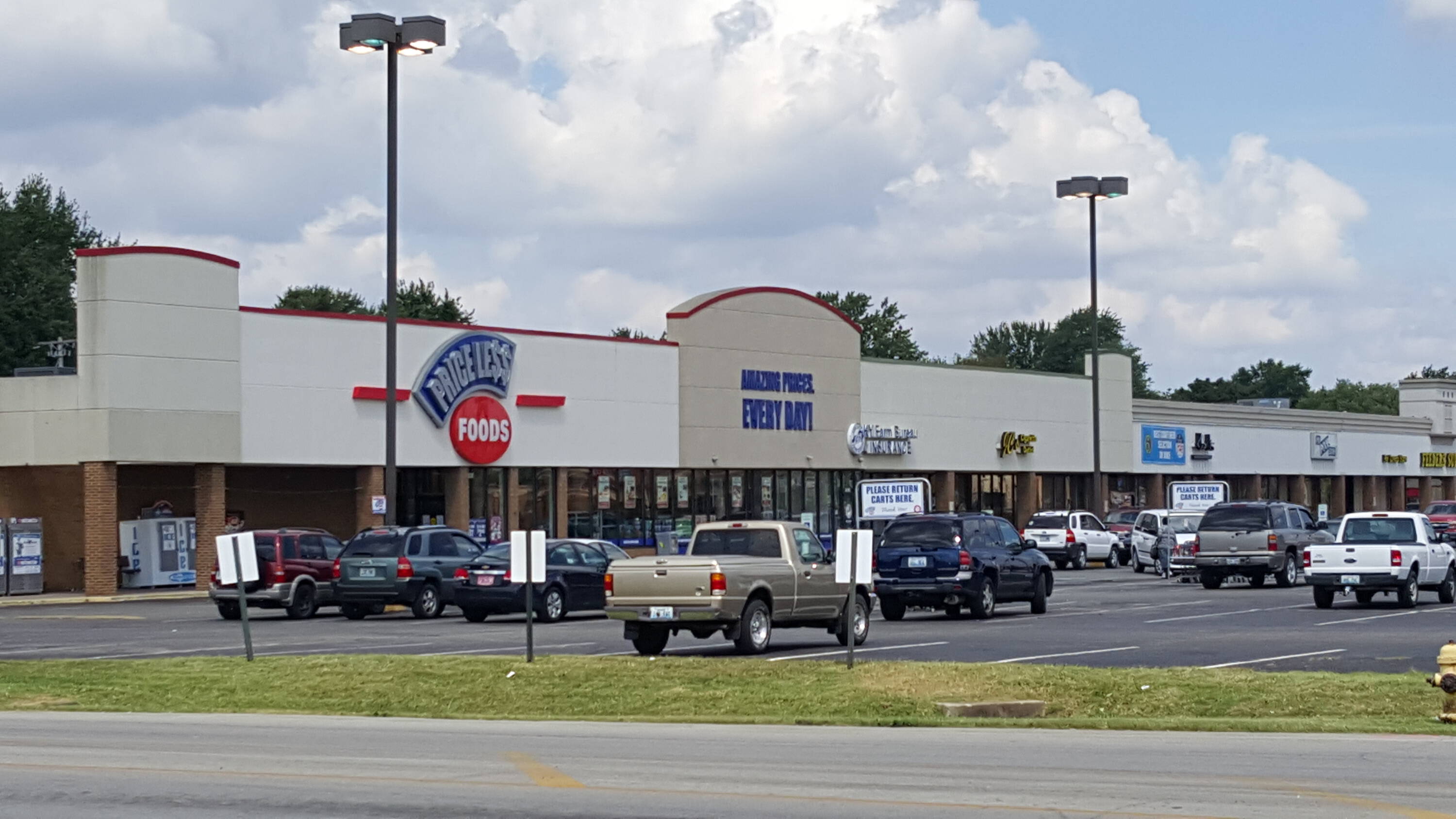 10972 Dixie Hwy, Louisville, KY 40272 | Crexi.com