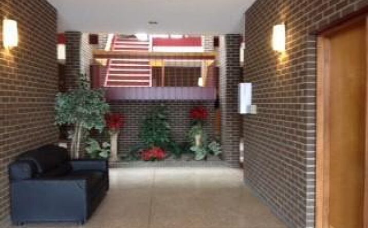 Pictures of Office property located at 2223 Fulton Rd NW, Canton, OH 44709 for lease - image #1