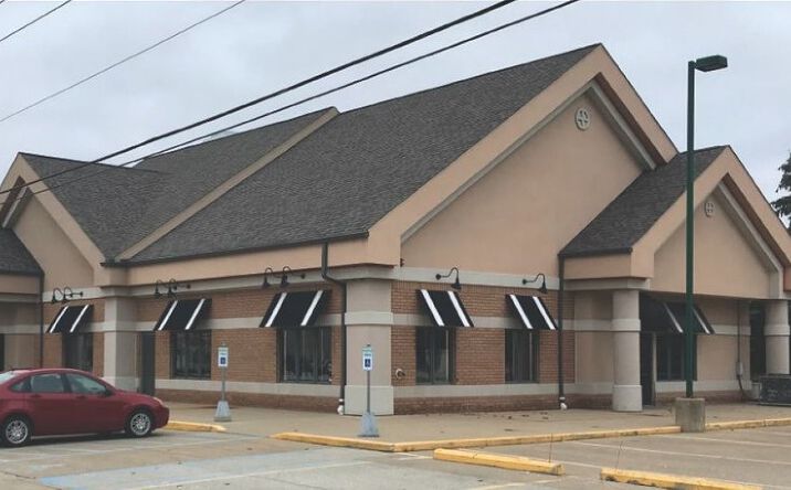 Pictures of Office property located at 16981-16997 18 Mile, Clinton Township, MI 48038 for lease - image #1